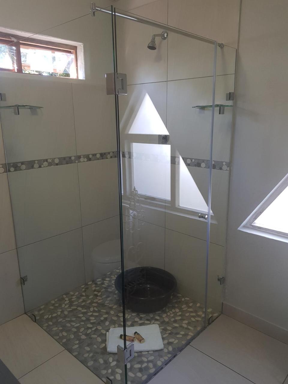 Guest House Frame Ace Bellville Esterno foto