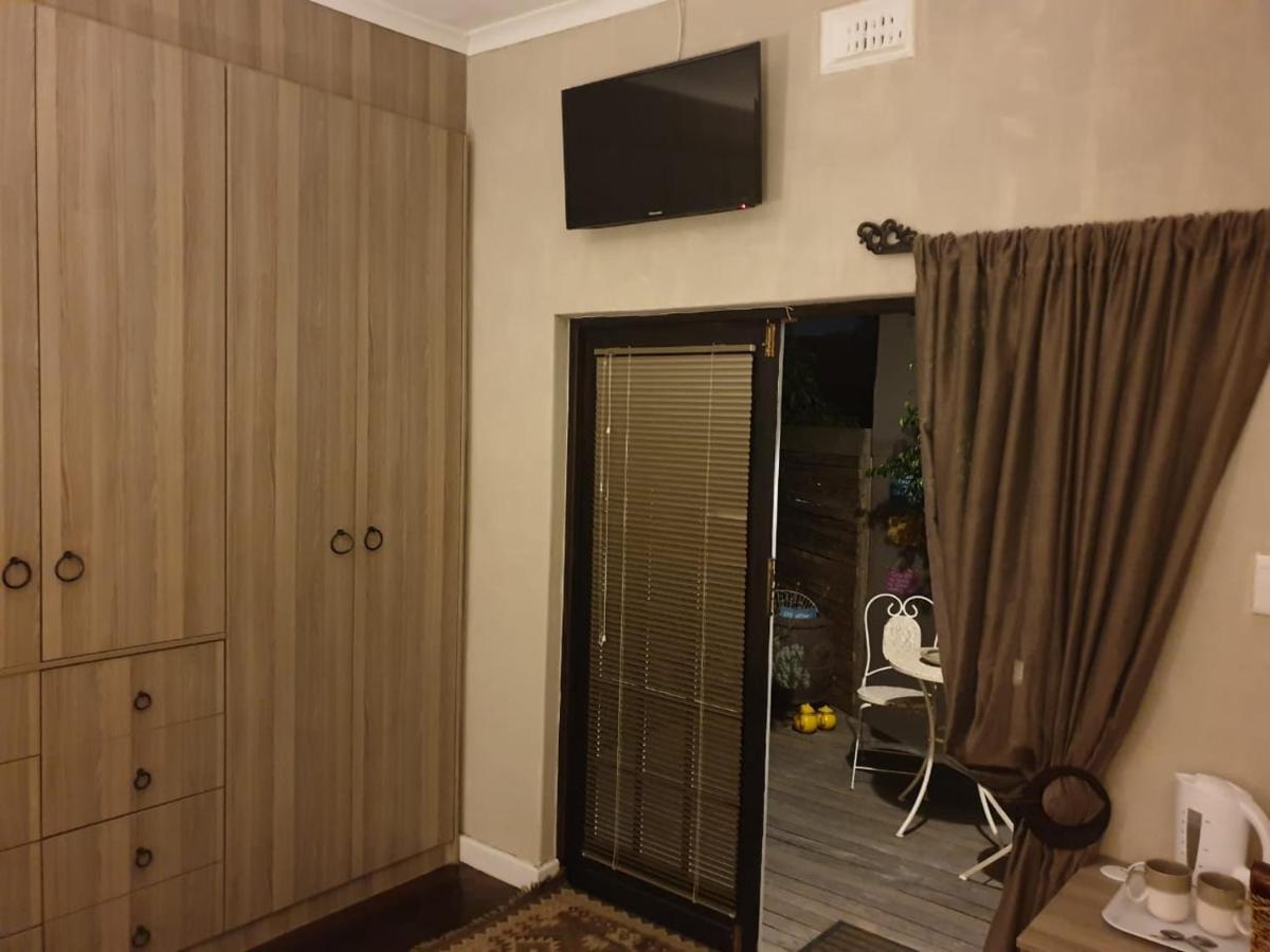 Guest House Frame Ace Bellville Esterno foto