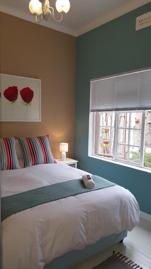 Guest House Frame Ace Bellville Esterno foto