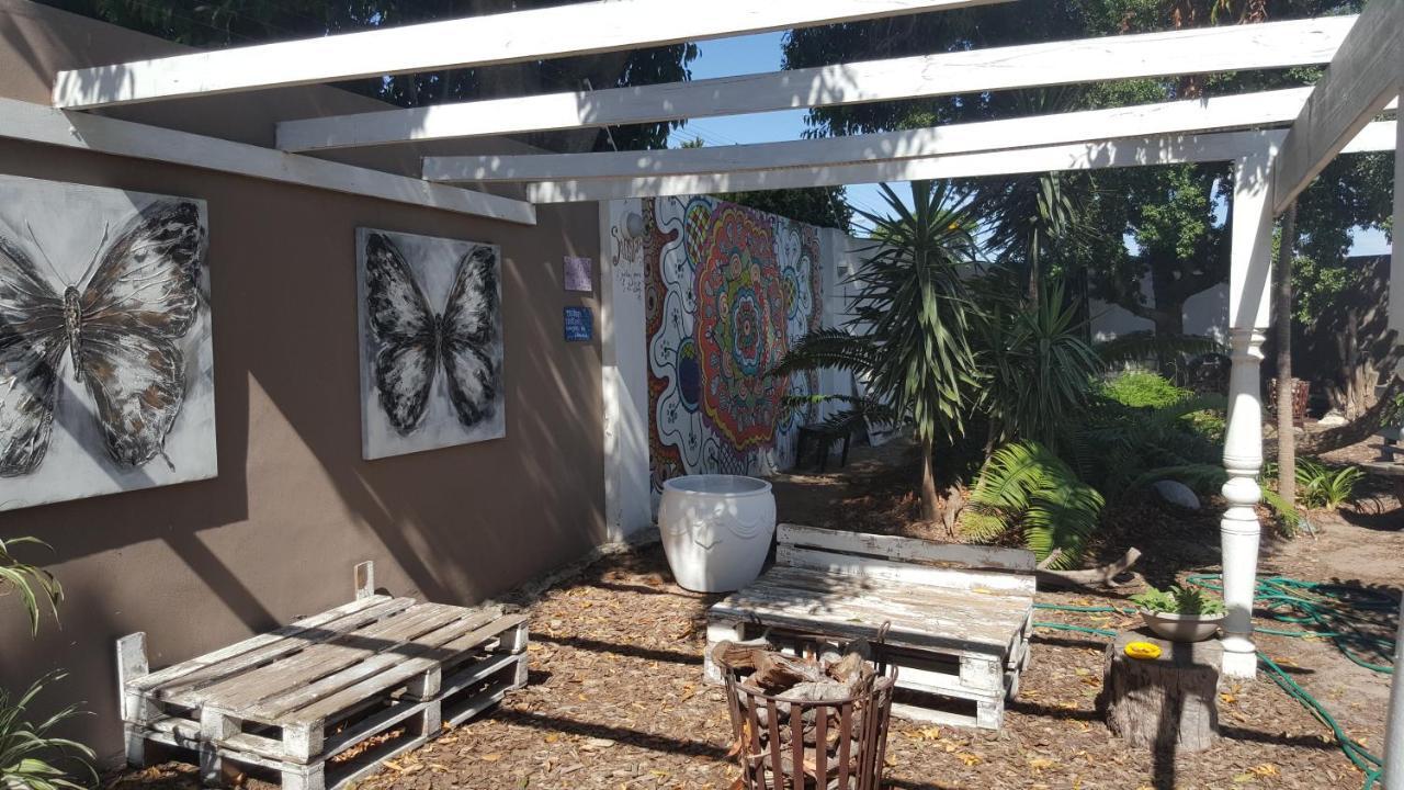 Guest House Frame Ace Bellville Esterno foto