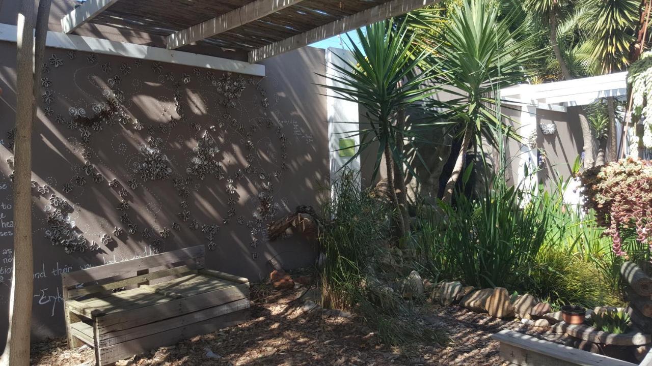 Guest House Frame Ace Bellville Esterno foto